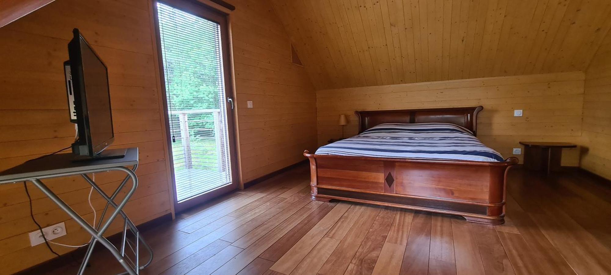 La Maison Dans Les Bois Soucelles Exteriör bild