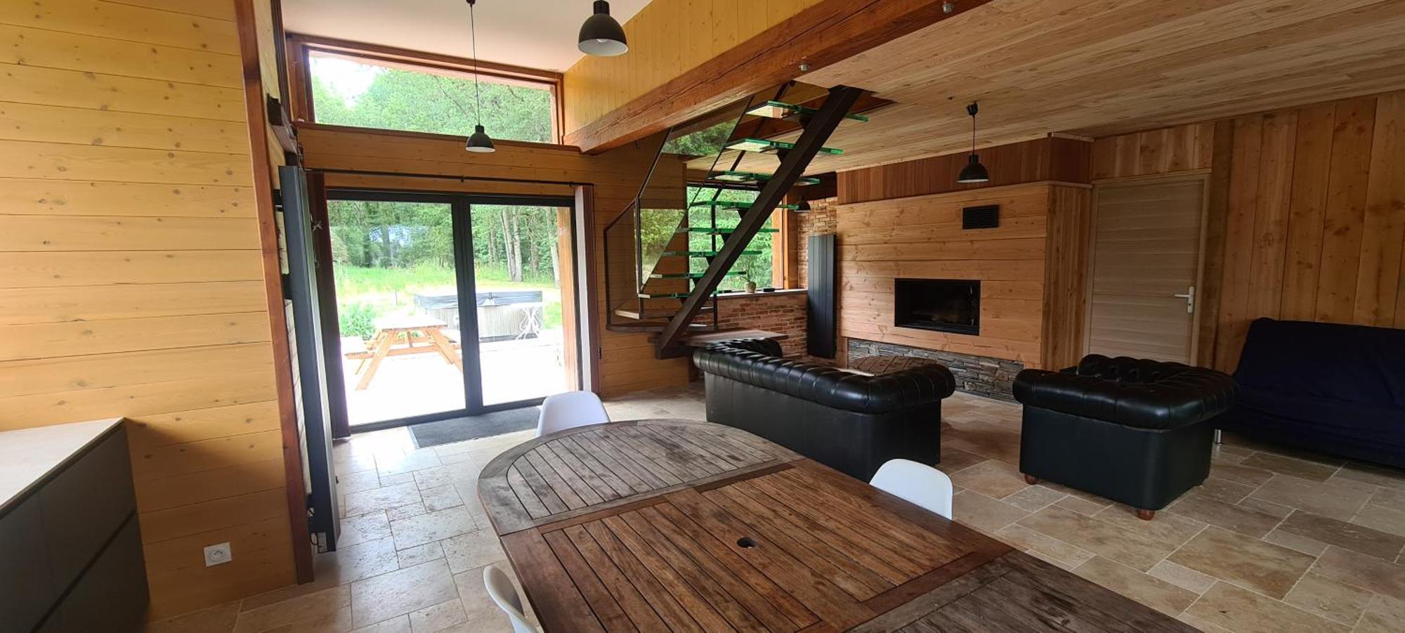 La Maison Dans Les Bois Soucelles Exteriör bild