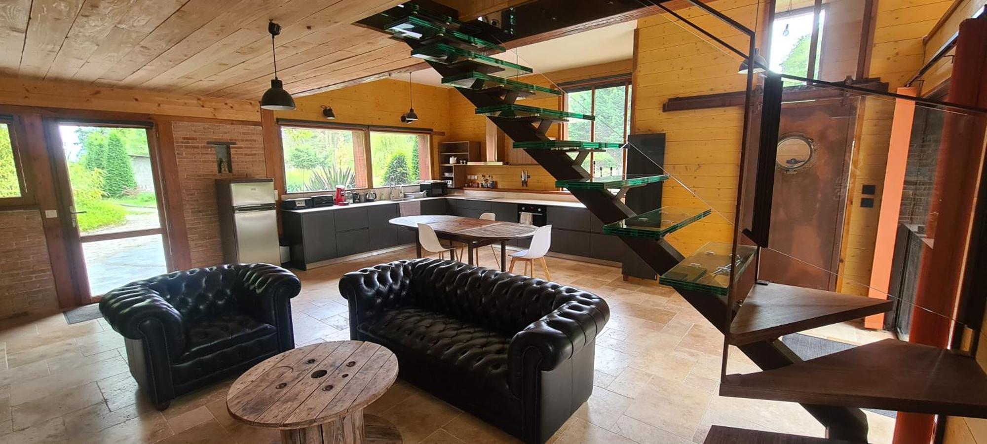 La Maison Dans Les Bois Soucelles Exteriör bild